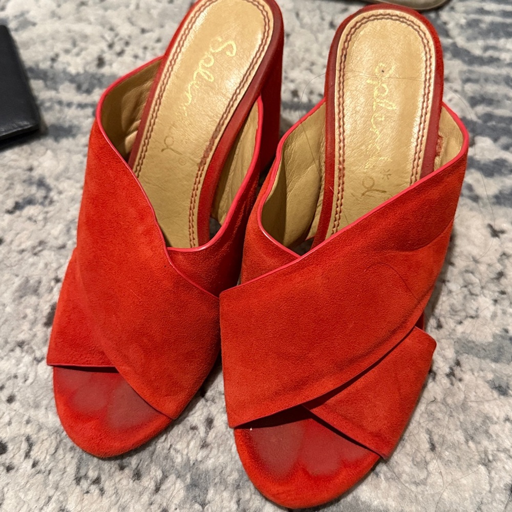 Red Splendid Heels - Picture 7 of 7